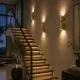 Merdiven duvarında sıralı kullanılan 5lamp Capsule Pirinç Rengi metal aplikler