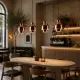 Parlak bakır Duo Beam sarkıt aydınlatmaların modern kafe ve restoran dekorasyonunda çoklu kullanımı